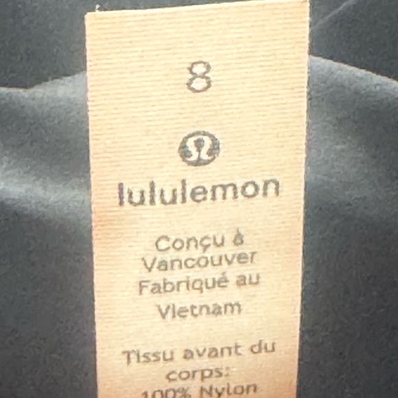 Lululemon Short Winter Down-Filled Coat – Vibrant Red - Picture 7 of 8